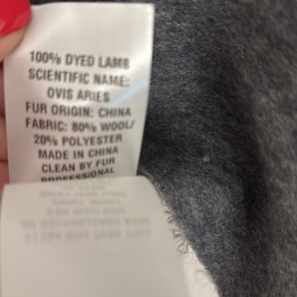 POLOGEORGIS NEW 100% Dyed Lamb Fur Cape/Shawl One Size - Picture 7 of 8